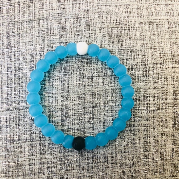 Lokai bracelets - Picture 5 of 7